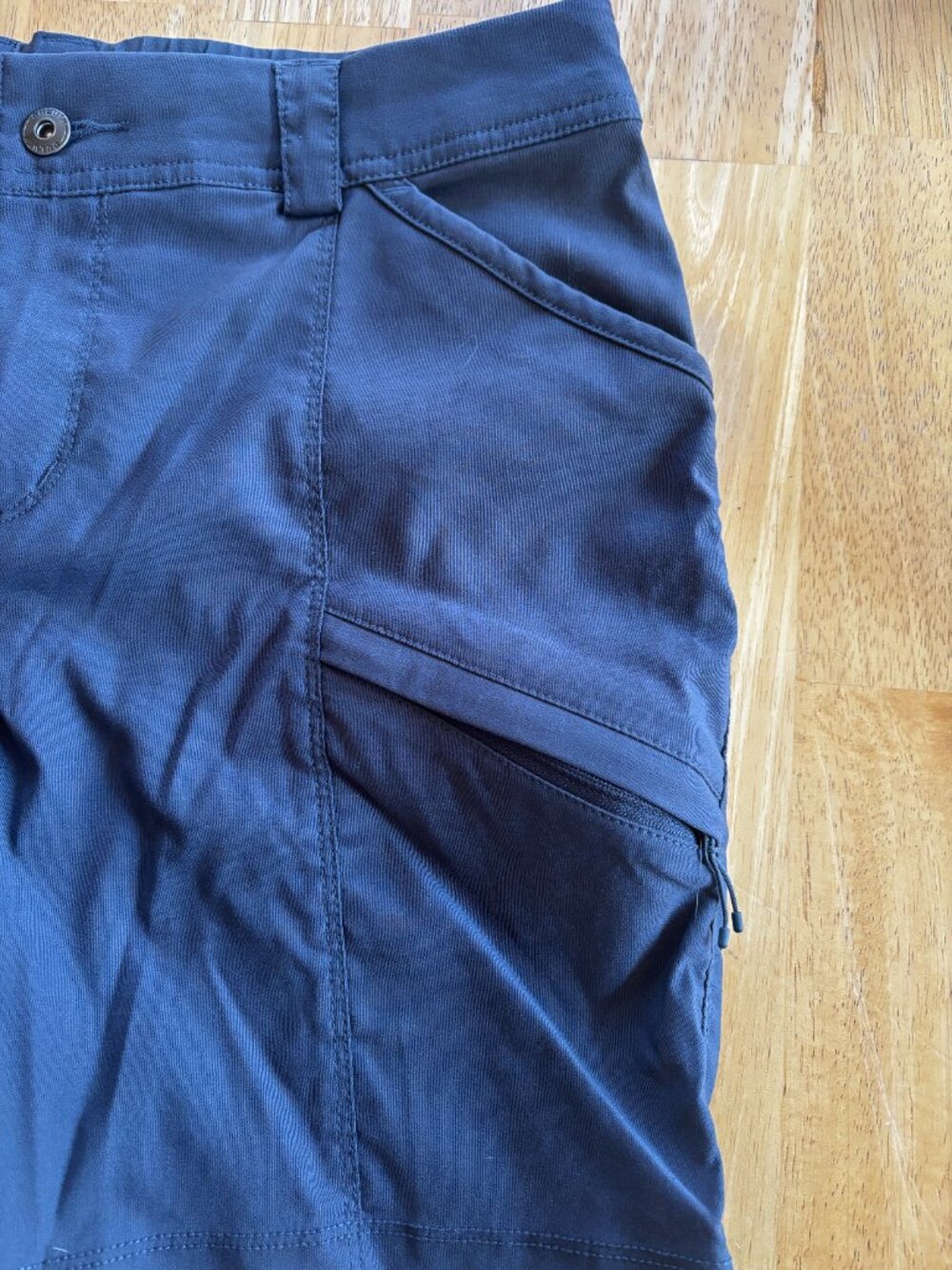 gray shorts - Picture 4 of 5